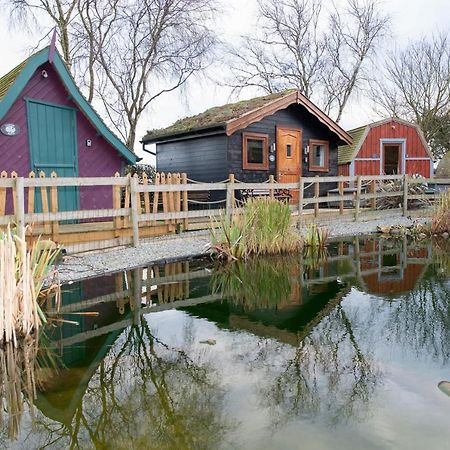 Seaways Glamping, Redwood Apartment Driffield Exterior photo